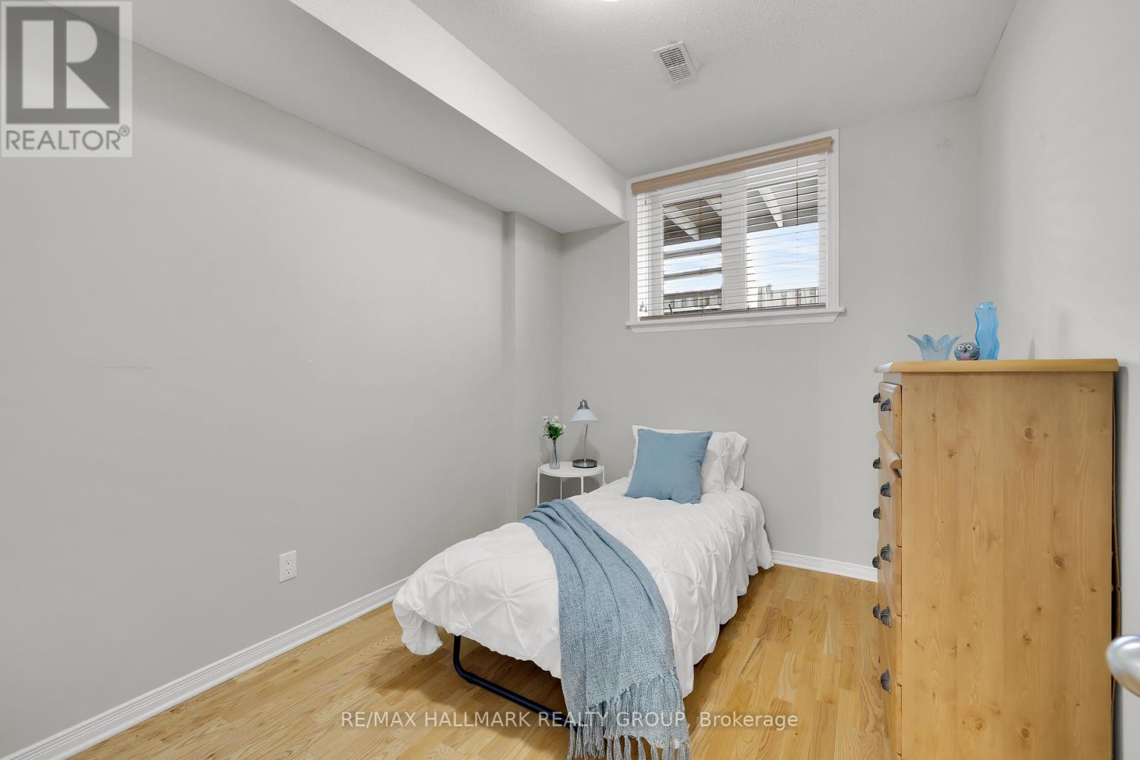 4 - 577 Reardon Private, Ottawa, Ontario  K1V 2K9 - Photo 41 - X12675764