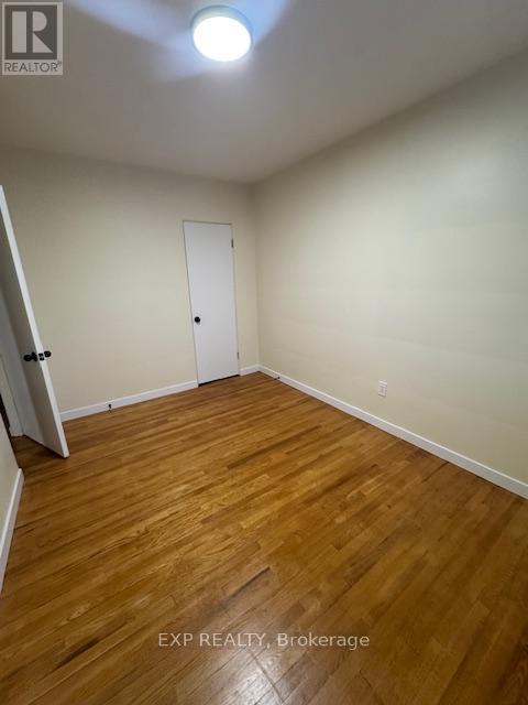 2243 Miramichi Street, Ottawa, Ontario  K2C 0Z1 - Photo 8 - X12675794