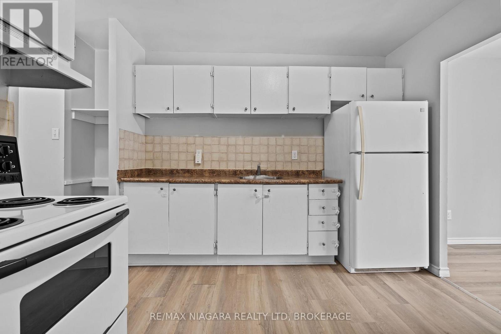 152 - 17 Old Pine Trail, St. Catharines, Ontario  L2R 4R3 - Photo 11 - X12675578