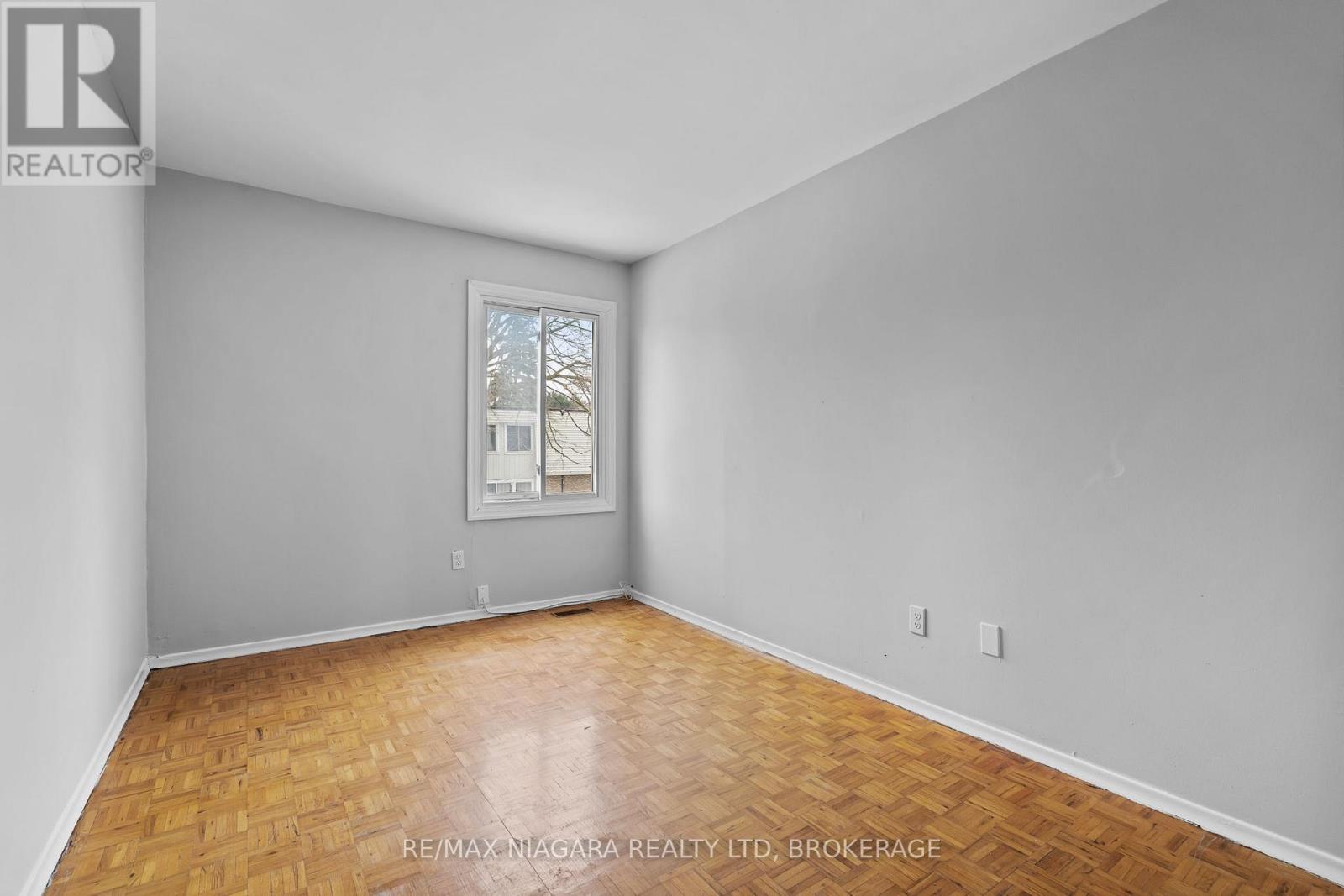 152 - 17 Old Pine Trail, St. Catharines, Ontario  L2R 4R3 - Photo 14 - X12675578