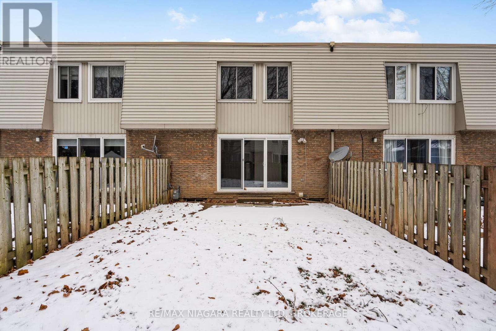 152 - 17 Old Pine Trail, St. Catharines, Ontario  L2R 4R3 - Photo 21 - X12675578