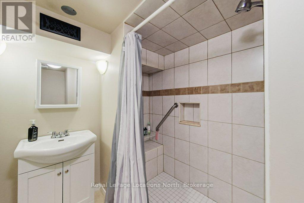 121 Niagara Street, Collingwood, Ontario  L9Y 3X7 - Photo 20 - S12675482