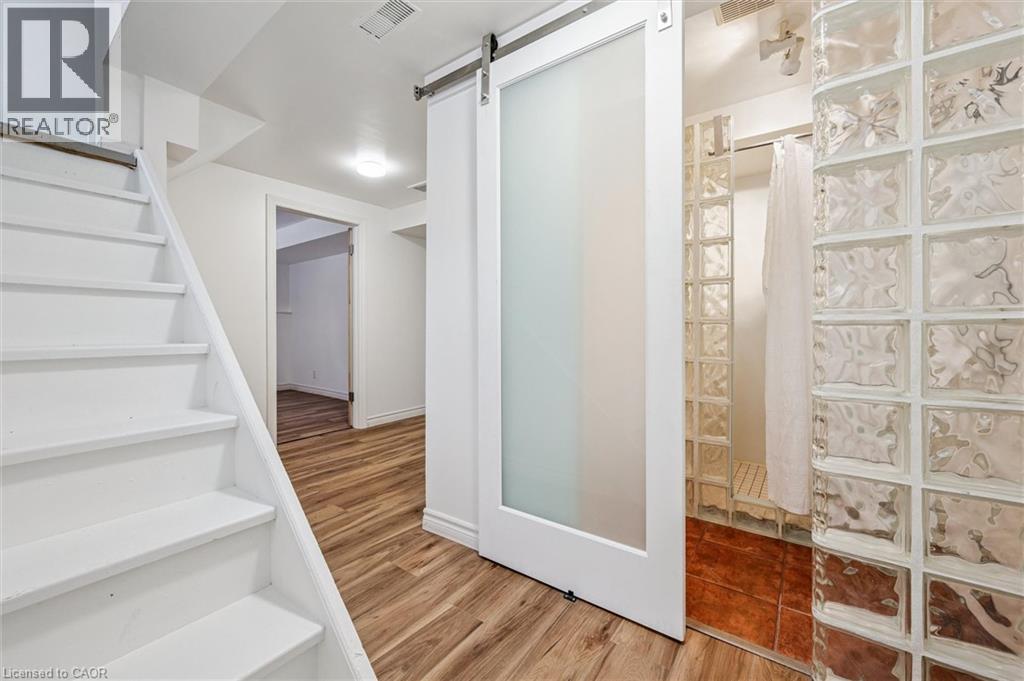 56 John Street W, Waterloo, Ontario  N2L 1B4 - Photo 27 - 40796023