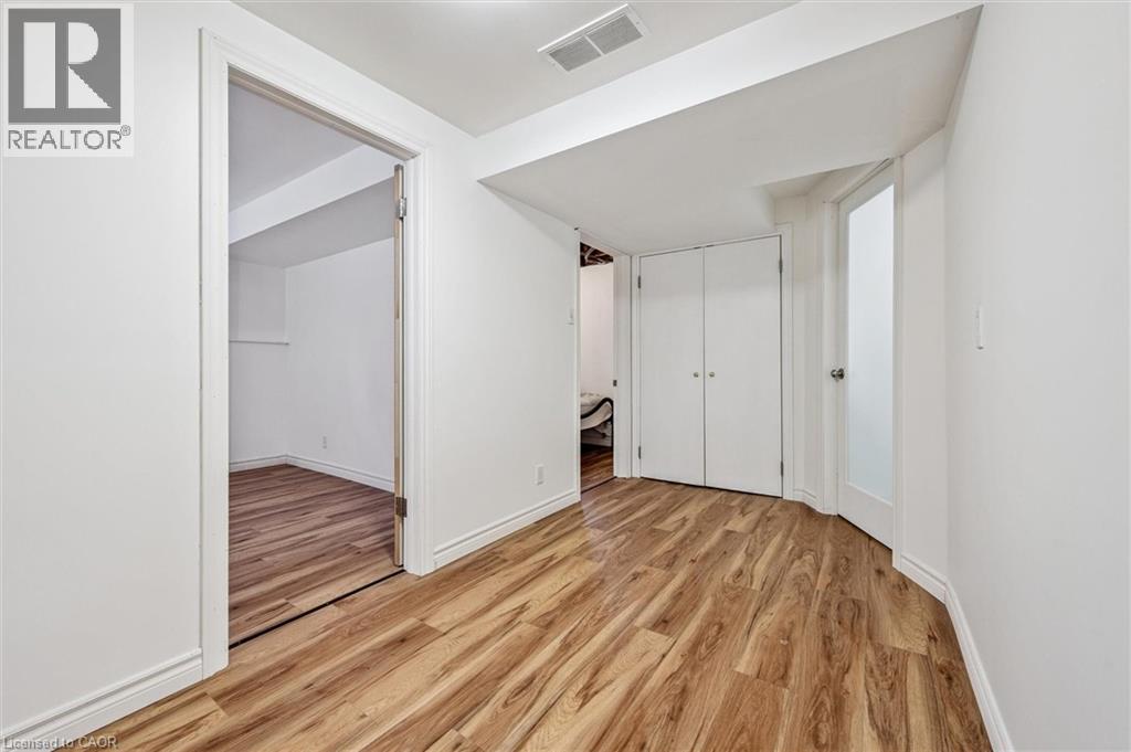 56 John Street W, Waterloo, Ontario  N2L 1B4 - Photo 29 - 40796023