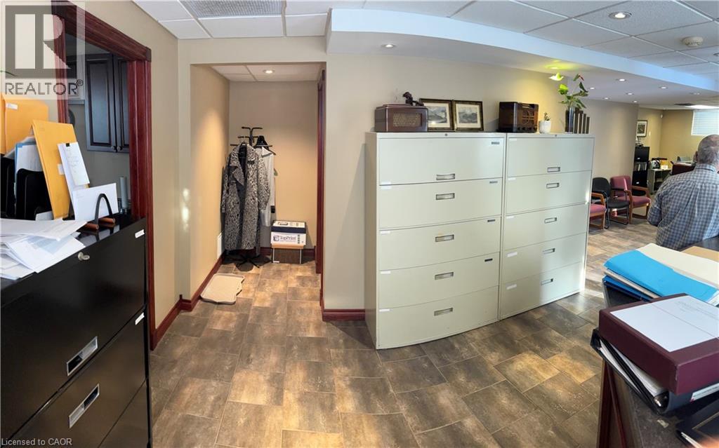 80 Brant Avenue, Brantford, Ontario  N3T 3H1 - Photo 19 - 40795401