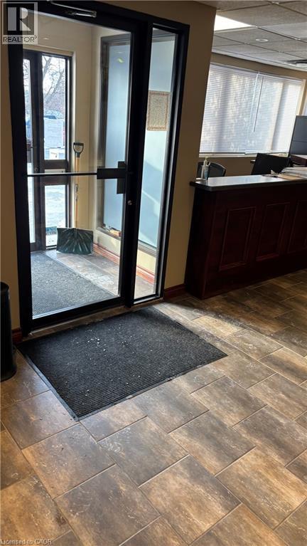 80 Brant Avenue, Brantford, Ontario  N3T 3H1 - Photo 5 - 40795401