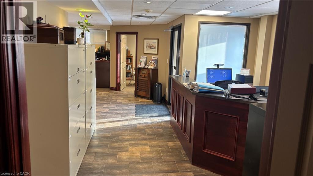 80 Brant Avenue, Brantford, Ontario  N3T 3H1 - Photo 6 - 40795401