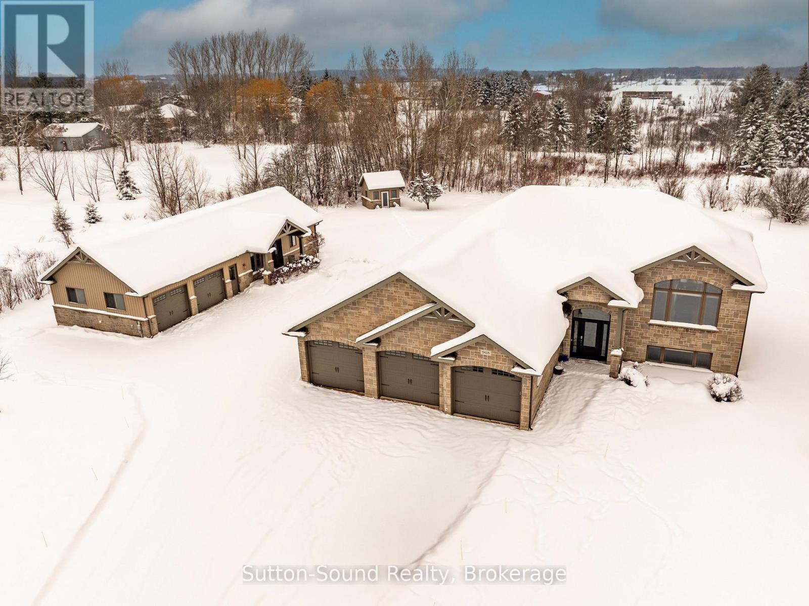 905 27TH STREET W, Georgian Bluffs, Ontario