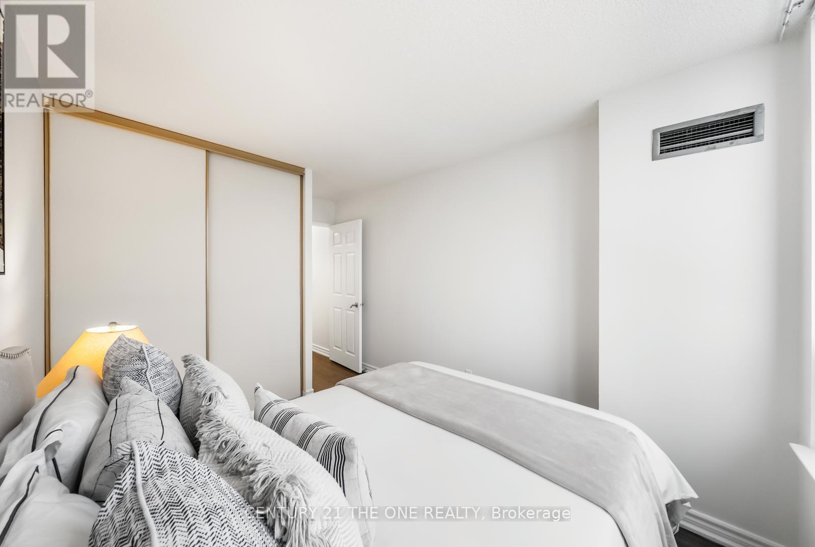 216 - 7 Bishop Avenue, Toronto, Ontario  M2M 4J4 - Photo 26 - C12675488