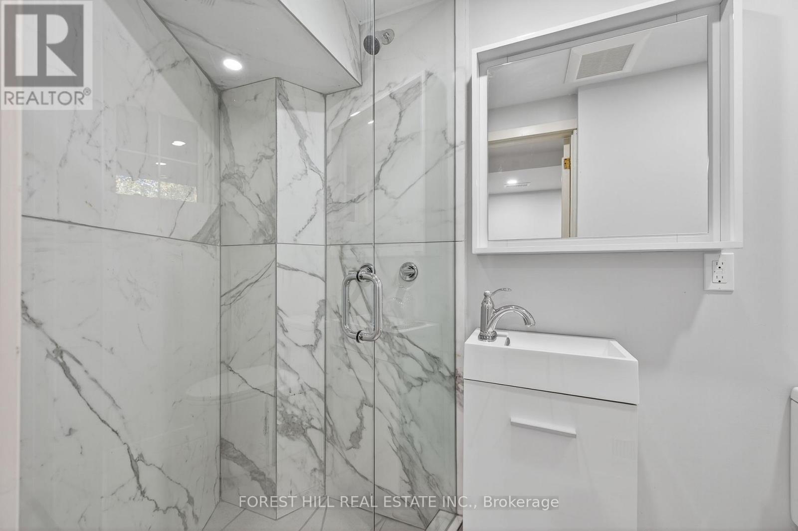 19 Candis - Lower Level Drive, Toronto, Ontario  M3H 5G3 - Photo 10 - C12675528