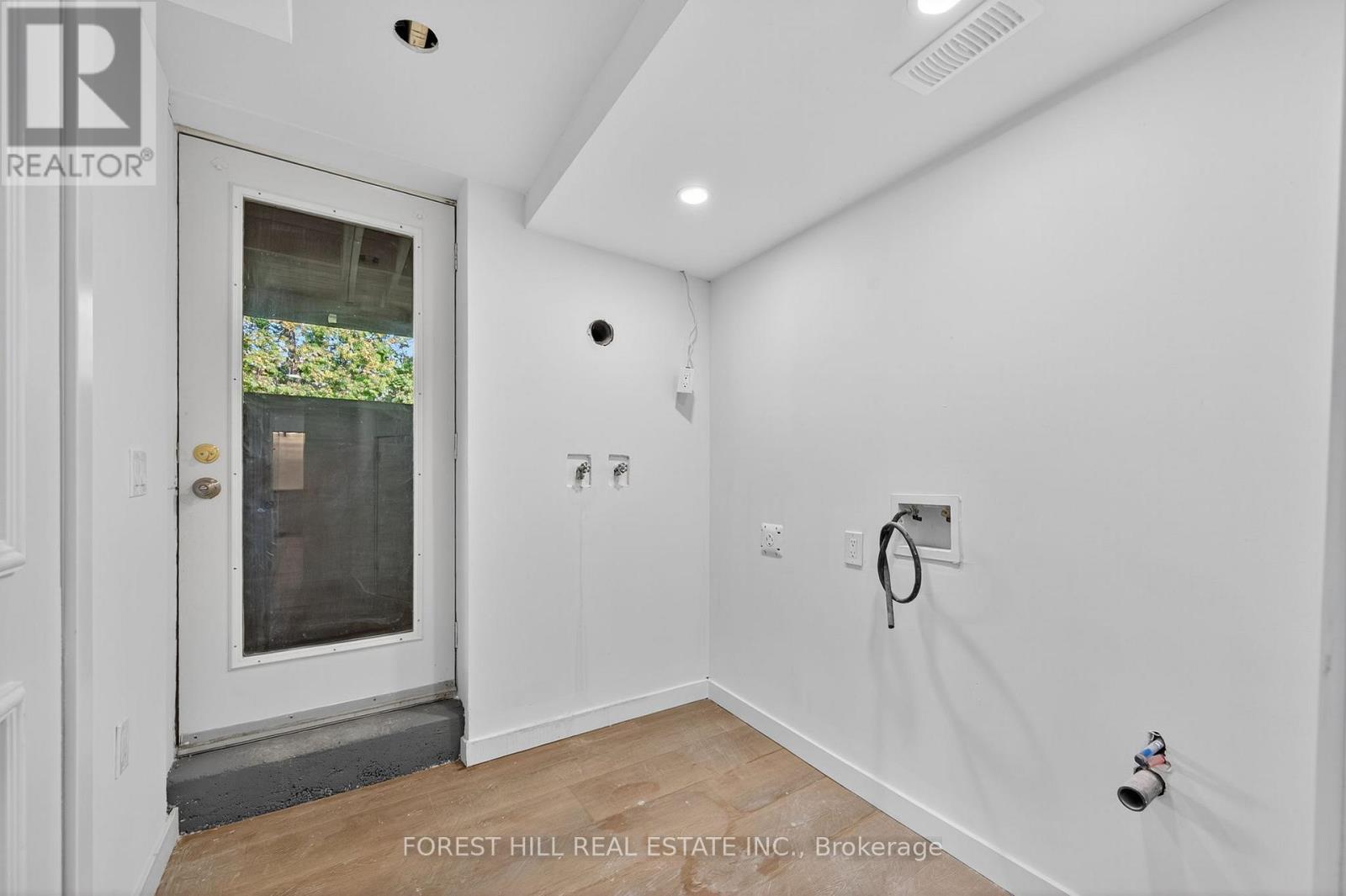 19 Candis - Lower Level Drive, Toronto, Ontario  M3H 5G3 - Photo 24 - C12675528