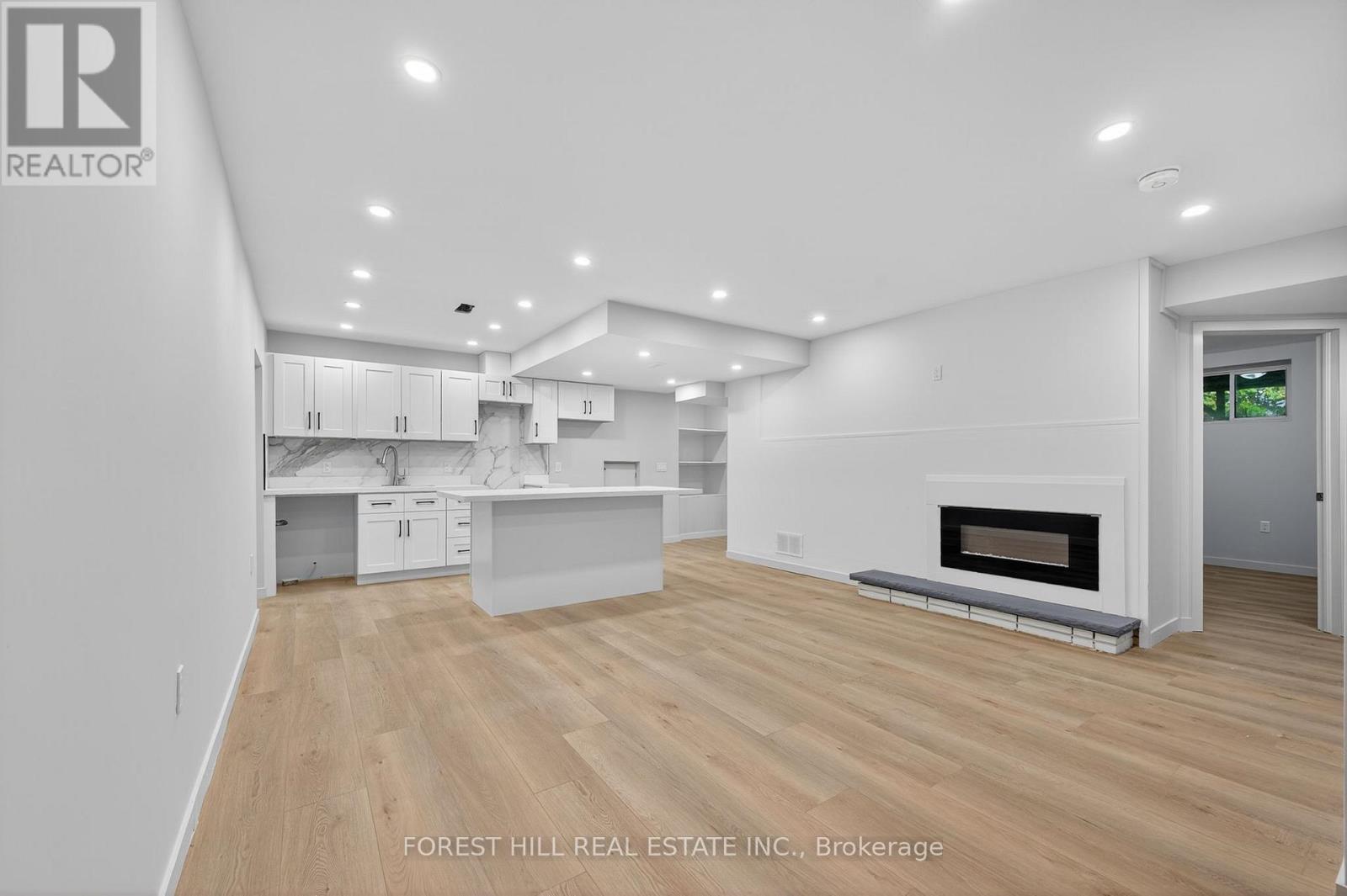 19 Candis - Lower Level Drive, Toronto, Ontario  M3H 5G3 - Photo 5 - C12675528