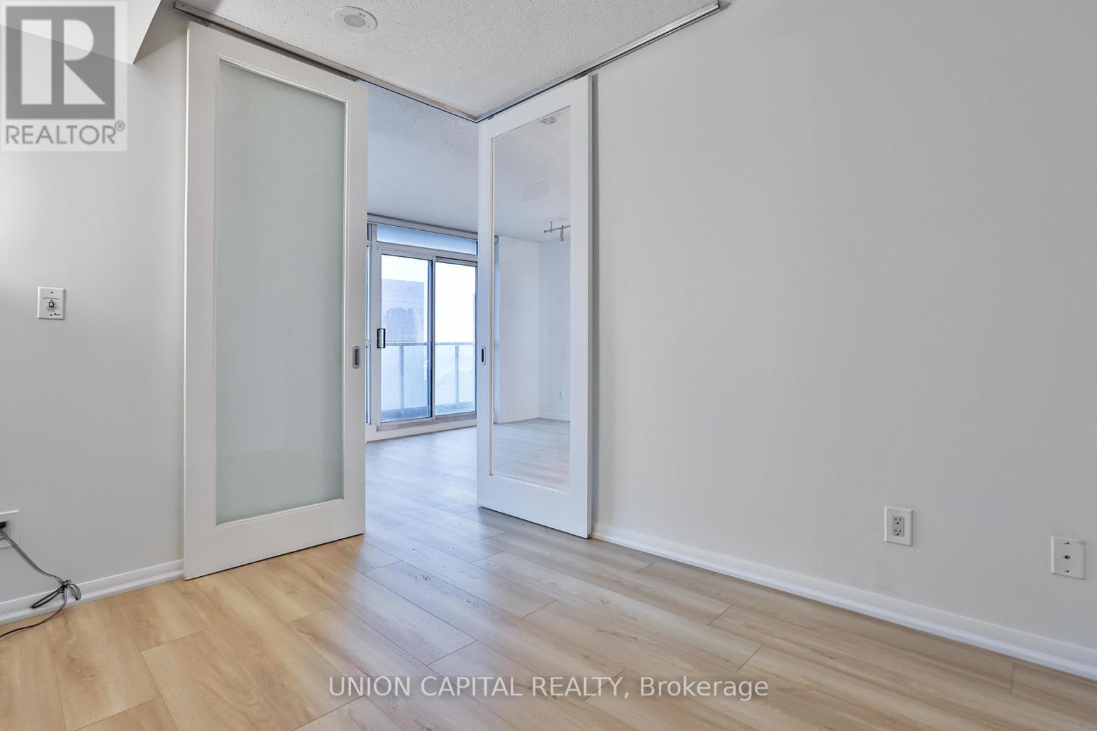 2306 - 18 Yonge Street, Toronto, Ontario  M5E 1R4 - Photo 17 - C12675634