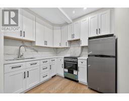 B - 19 CANDIS DRIVE, Toronto, Ontario