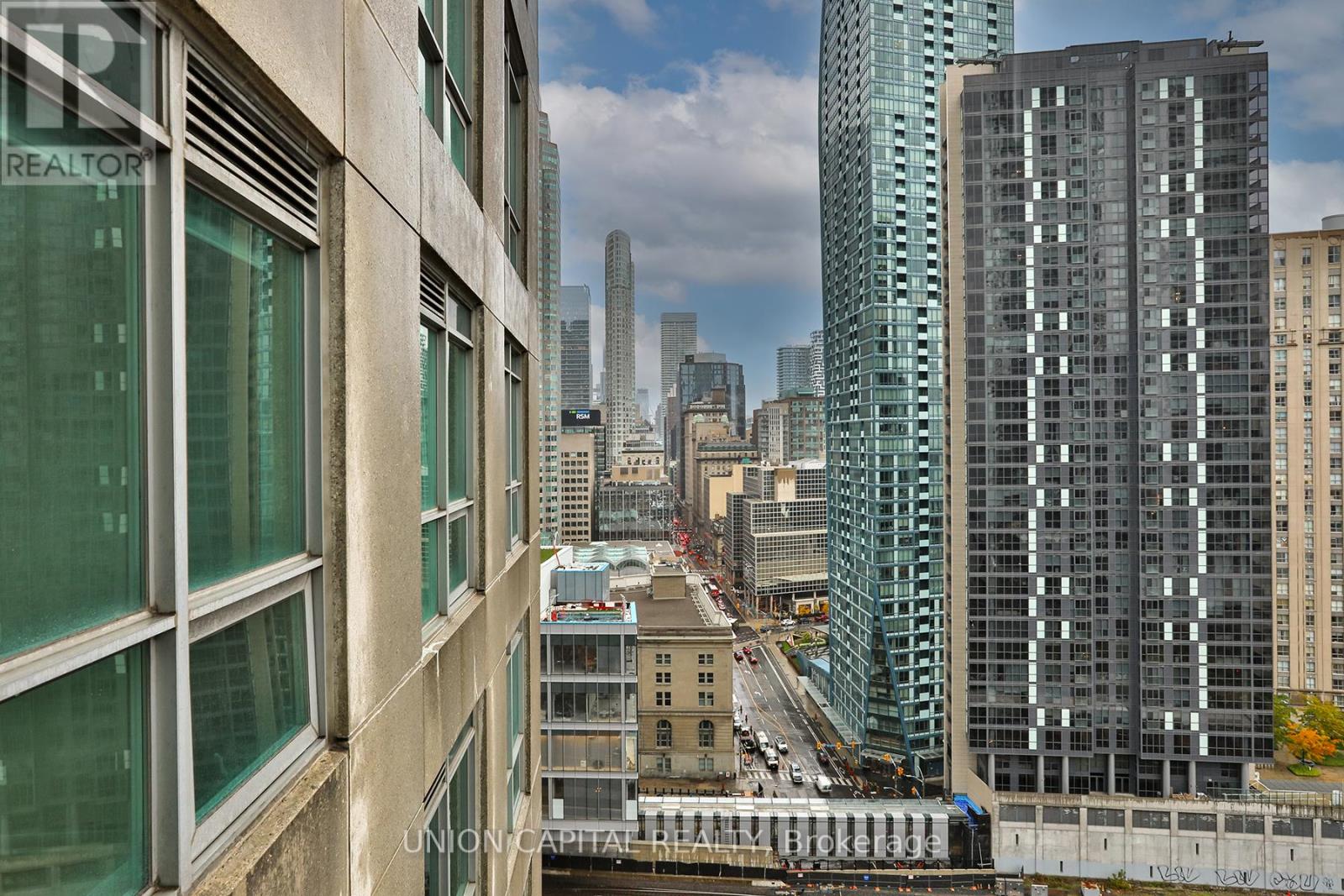 2306 - 18 Yonge Street, Toronto, Ontario  M5E 1R4 - Photo 24 - C12675660