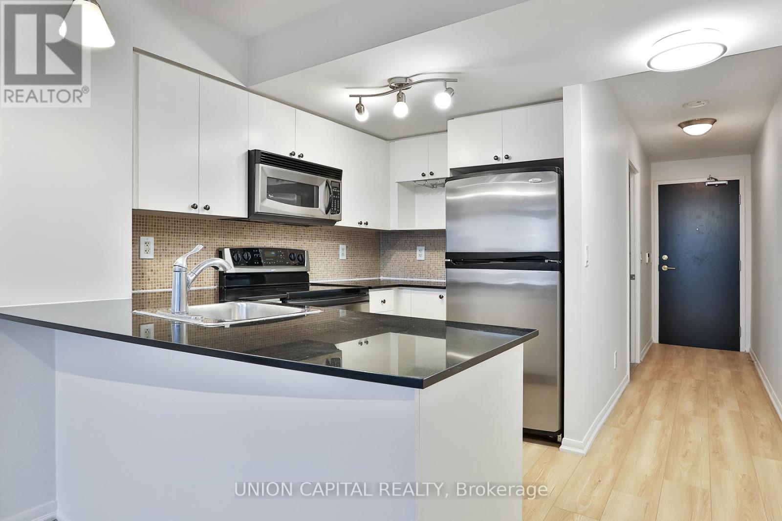 2306 - 18 Yonge Street, Toronto, Ontario  M5E 1R4 - Photo 7 - C12675660