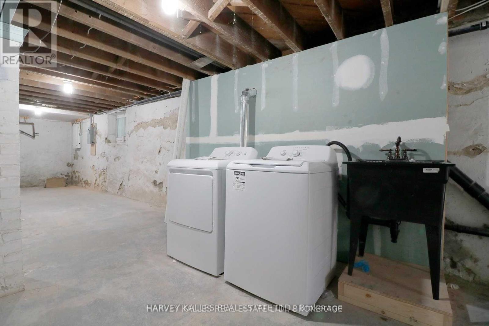 Main - 202 Major Street, Toronto, Ontario  M5S 2L3 - Photo 13 - C12675736