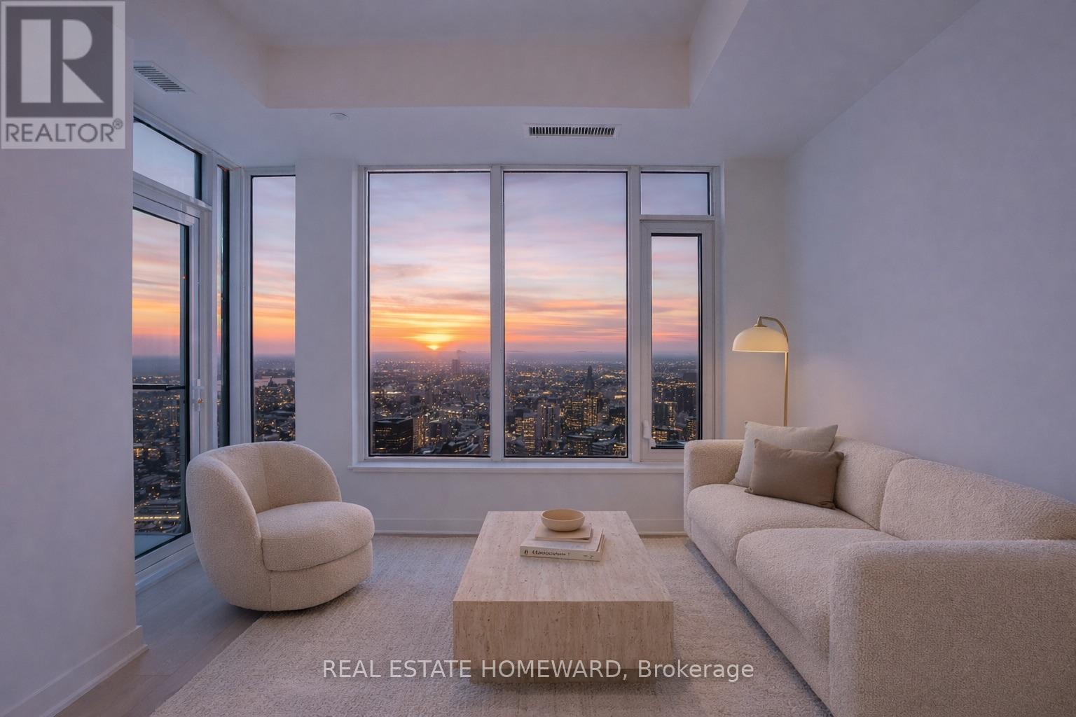 4901 - 11 Yorkville Avenue, Toronto, Ontario  M4Y 0B7 - Photo 2 - C12675758