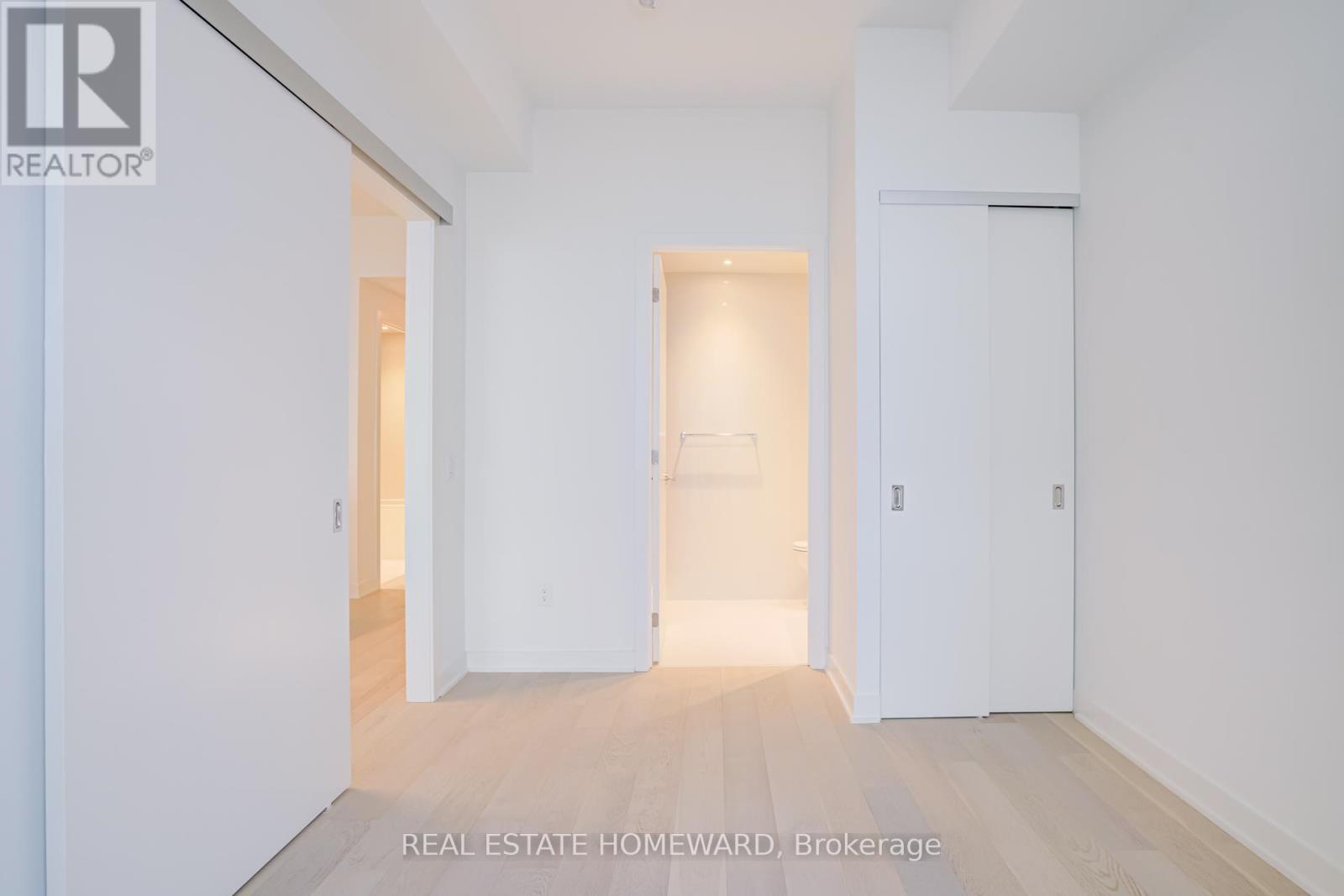 4901 - 11 Yorkville Avenue, Toronto, Ontario  M4Y 0B7 - Photo 23 - C12675758