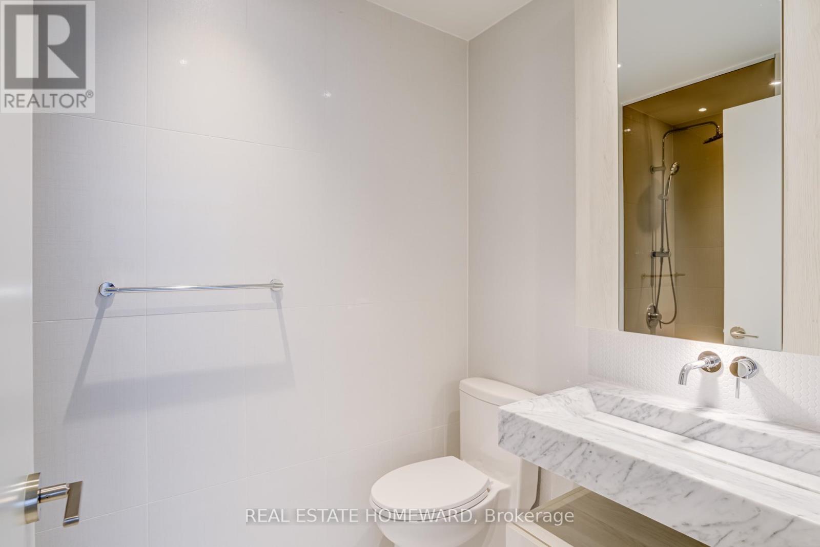 4901 - 11 Yorkville Avenue, Toronto, Ontario  M4Y 0B7 - Photo 24 - C12675758