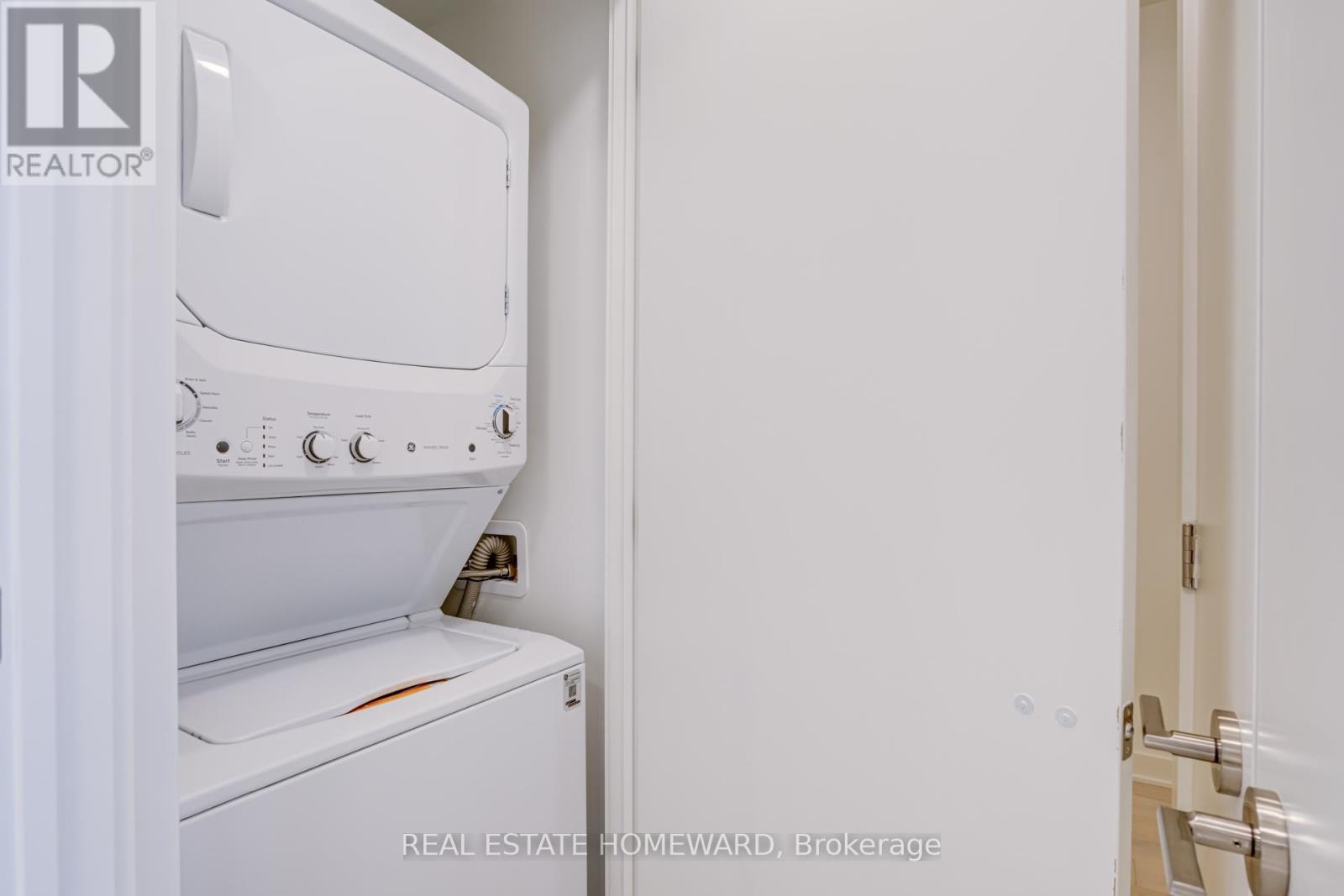 4901 - 11 Yorkville Avenue, Toronto, Ontario  M4Y 0B7 - Photo 35 - C12675758