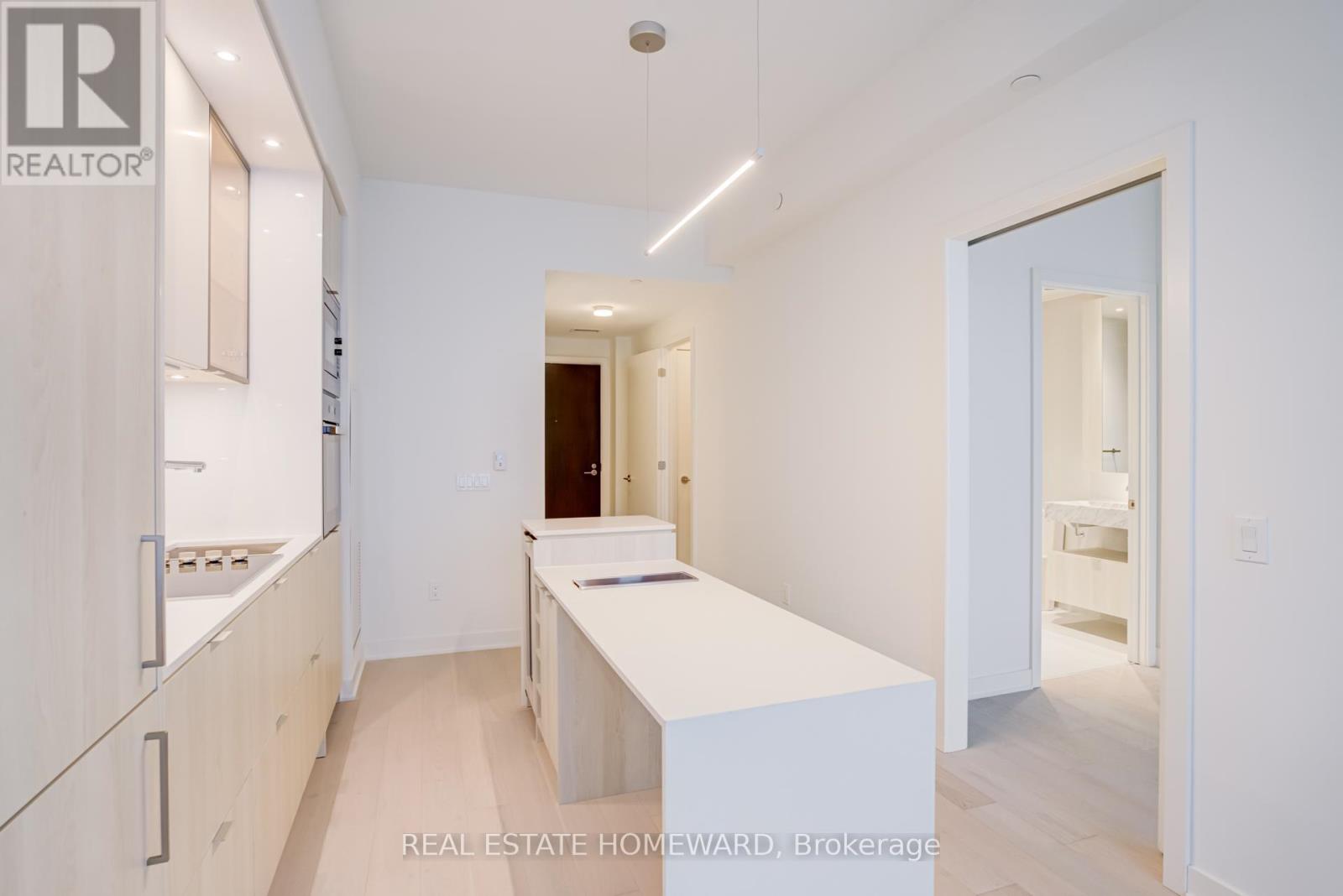 4901 - 11 Yorkville Avenue, Toronto, Ontario  M4Y 0B7 - Photo 7 - C12675758