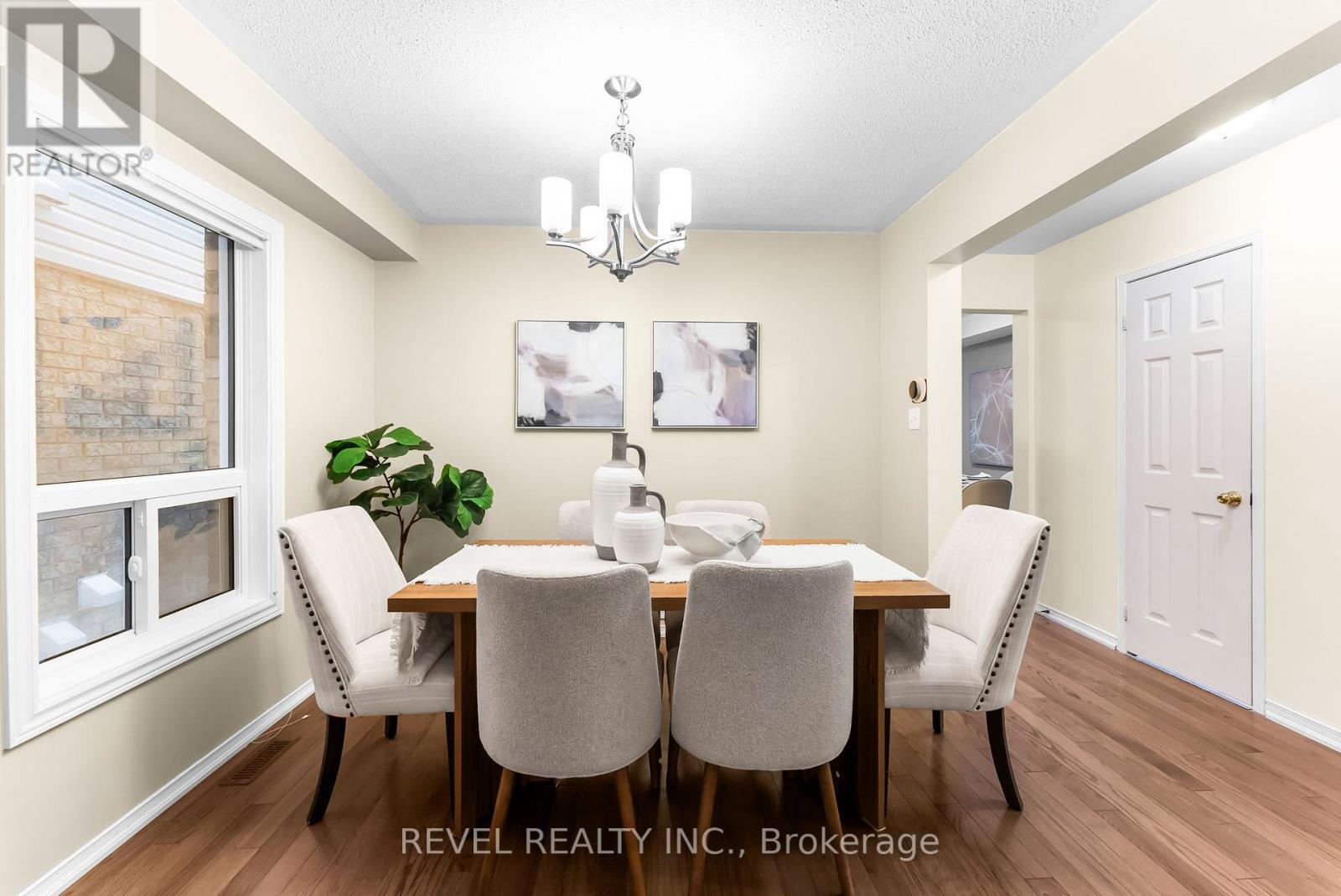 4 Howling Crescent, Ajax, Ontario  L1S 7N7 - Photo 10 - E12675536