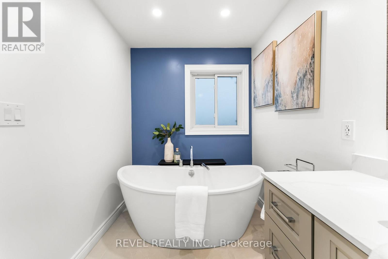 4 Howling Crescent, Ajax, Ontario  L1S 7N7 - Photo 19 - E12675536