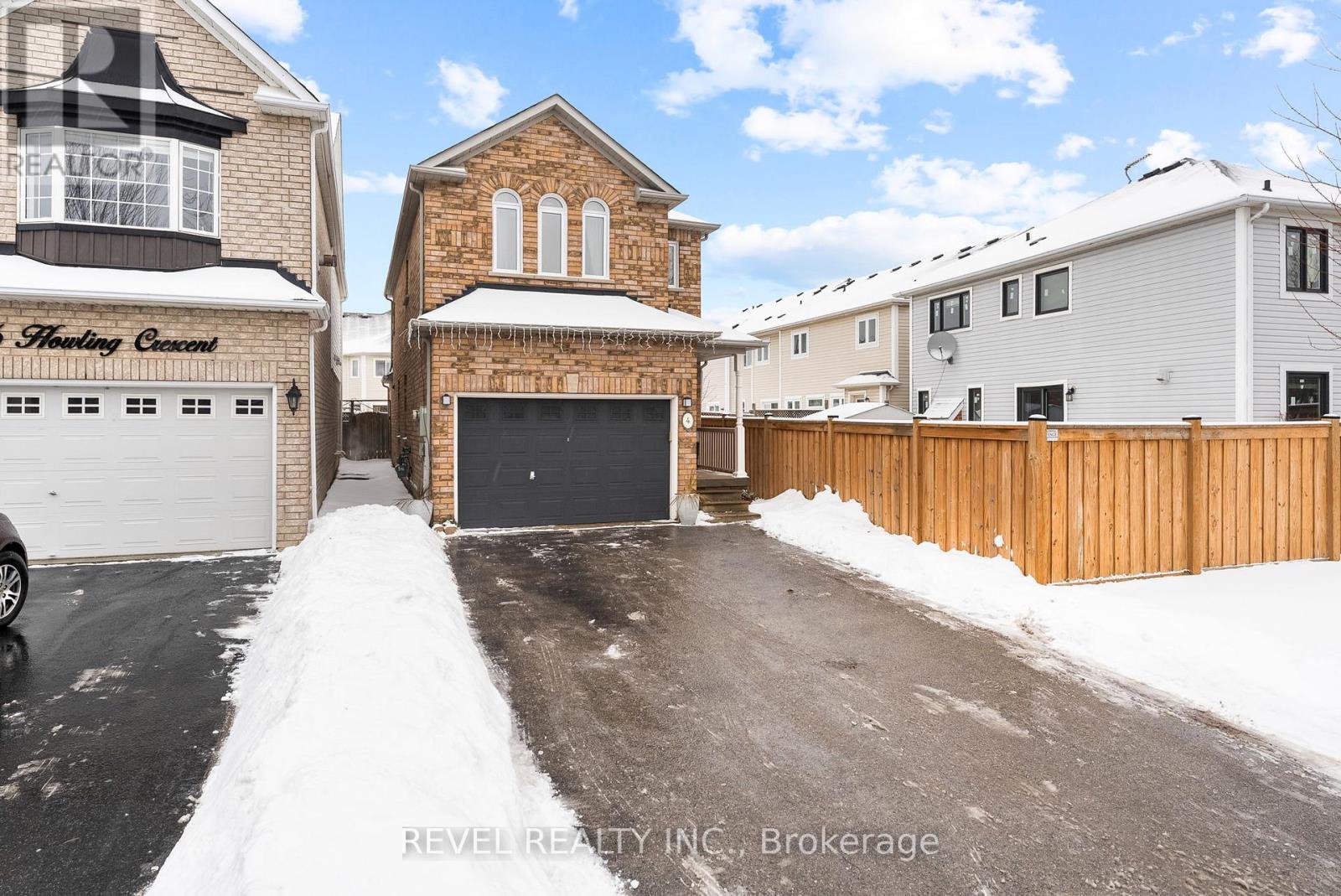 4 Howling Crescent, Ajax, Ontario  L1S 7N7 - Photo 2 - E12675536