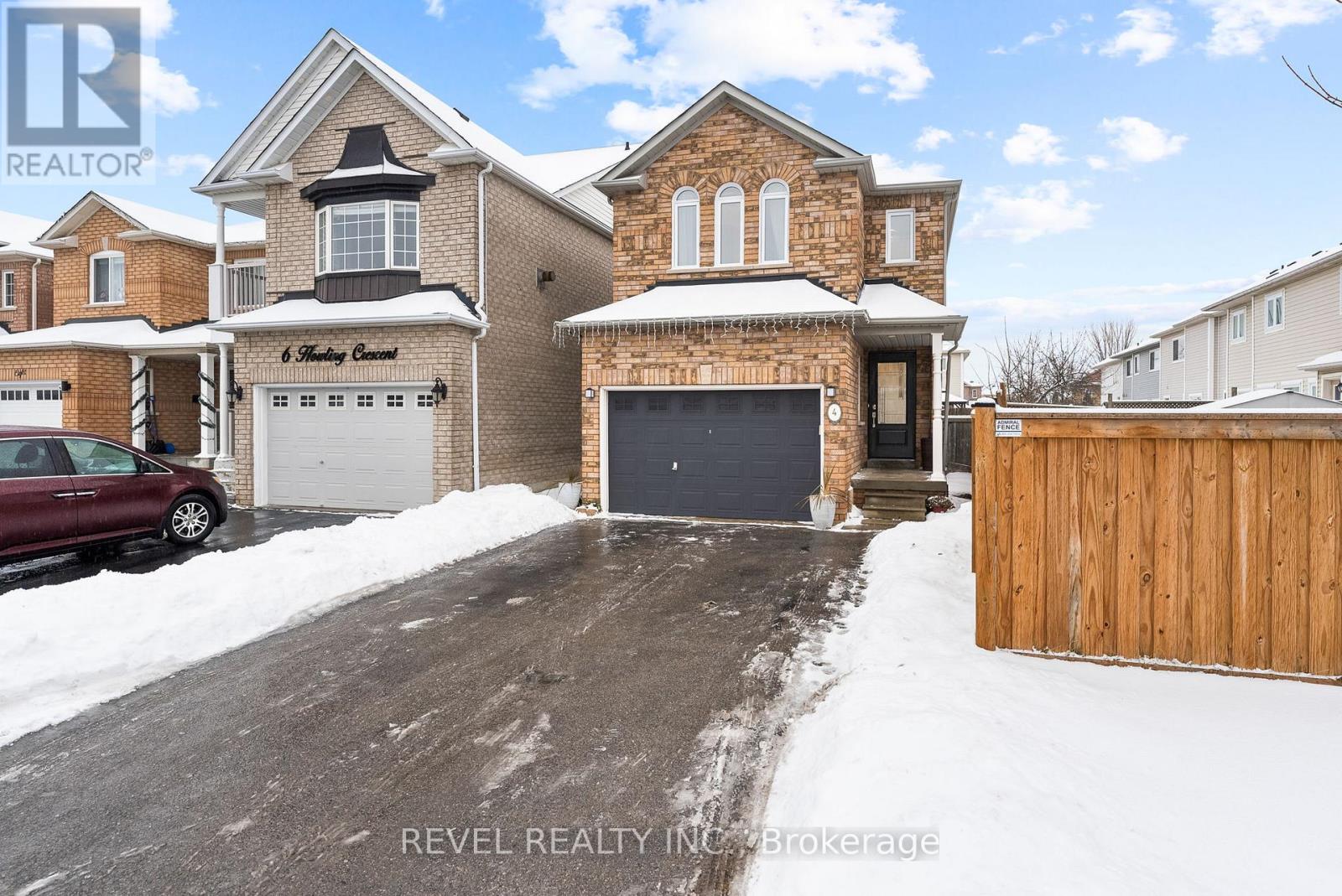 4 Howling Crescent, Ajax, Ontario  L1S 7N7 - Photo 3 - E12675536