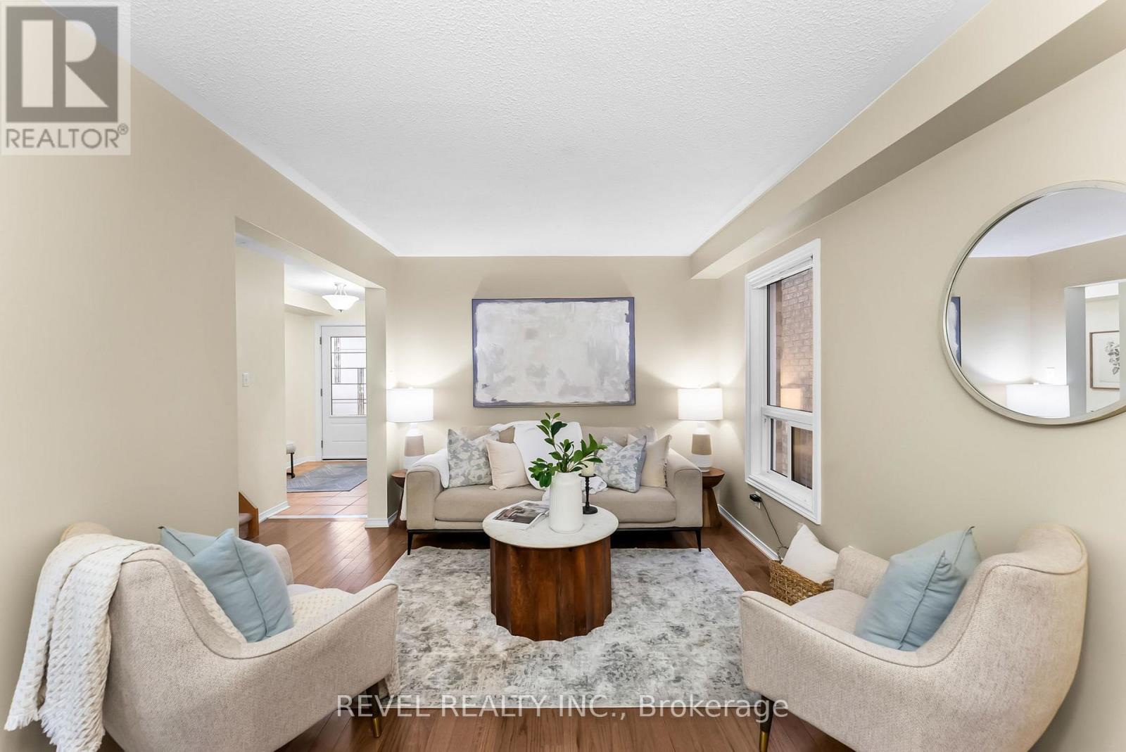 4 Howling Crescent, Ajax, Ontario  L1S 7N7 - Photo 7 - E12675536