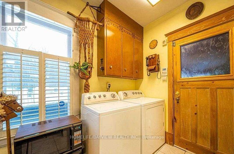 12 Lockie Avenue, Toronto, Ontario  M1S 1N1 - Photo 10 - E12675550