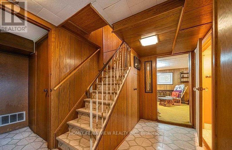 12 Lockie Avenue, Toronto, Ontario  M1S 1N1 - Photo 13 - E12675550