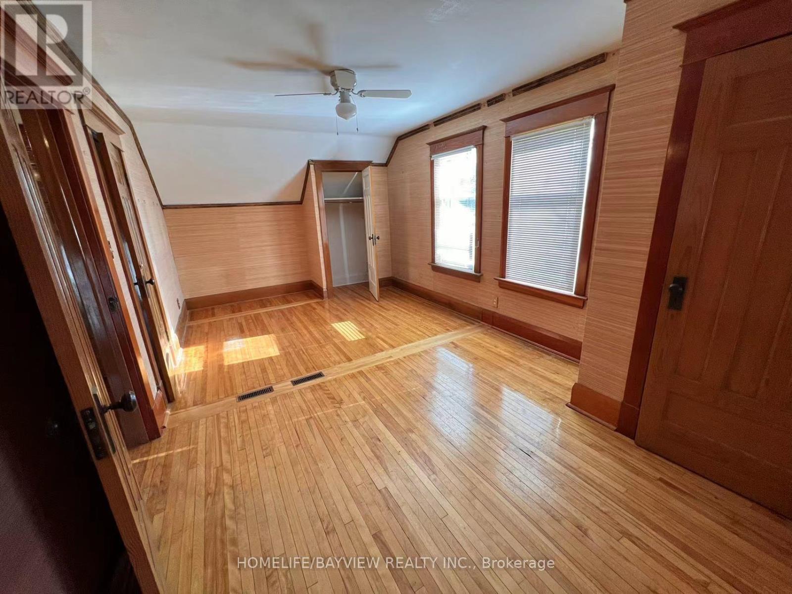 12 Lockie Avenue, Toronto, Ontario  M1S 1N1 - Photo 6 - E12675550