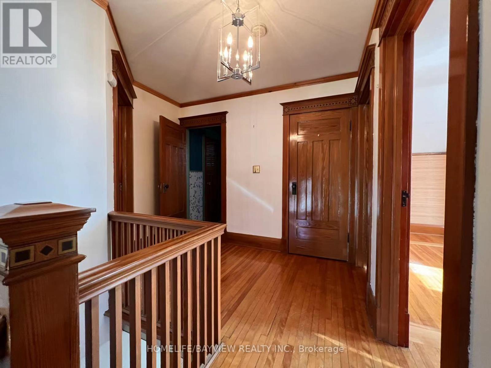 12 Lockie Avenue, Toronto, Ontario  M1S 1N1 - Photo 7 - E12675550