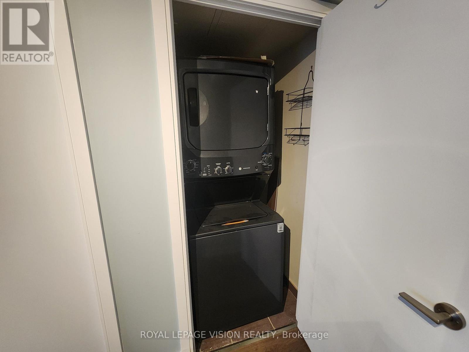 3708 - 125 Village Green Square, Toronto, Ontario  M1S 0G3 - Photo 14 - E12675552