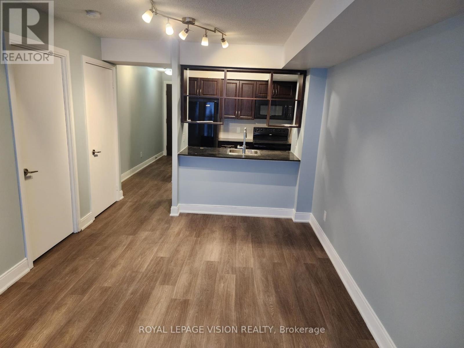 3708 - 125 Village Green Square, Toronto, Ontario  M1S 0G3 - Photo 9 - E12675552