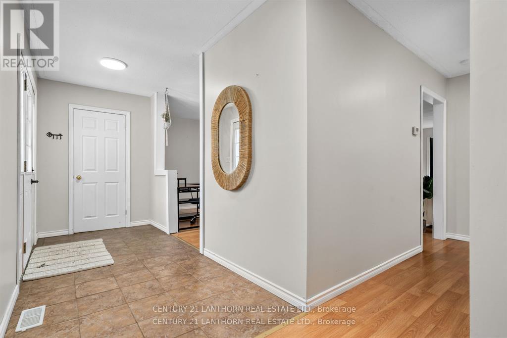 263 County Rd 29 Road, Prince Edward County, Ontario  K0K 1T0 - Photo 9 - X12675280