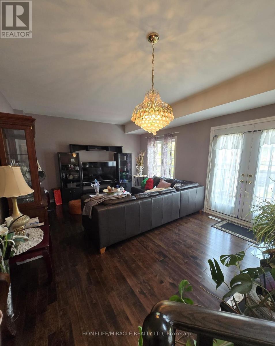 10 Gina Drive, Vaughan, Ontario  L6A 3X2 - Photo 17 - N12675468