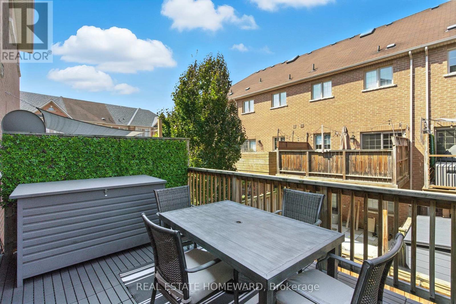 4 Isaac Devins Avenue, Vaughan, Ontario  L4L 0A4 - Photo 12 - N12675678