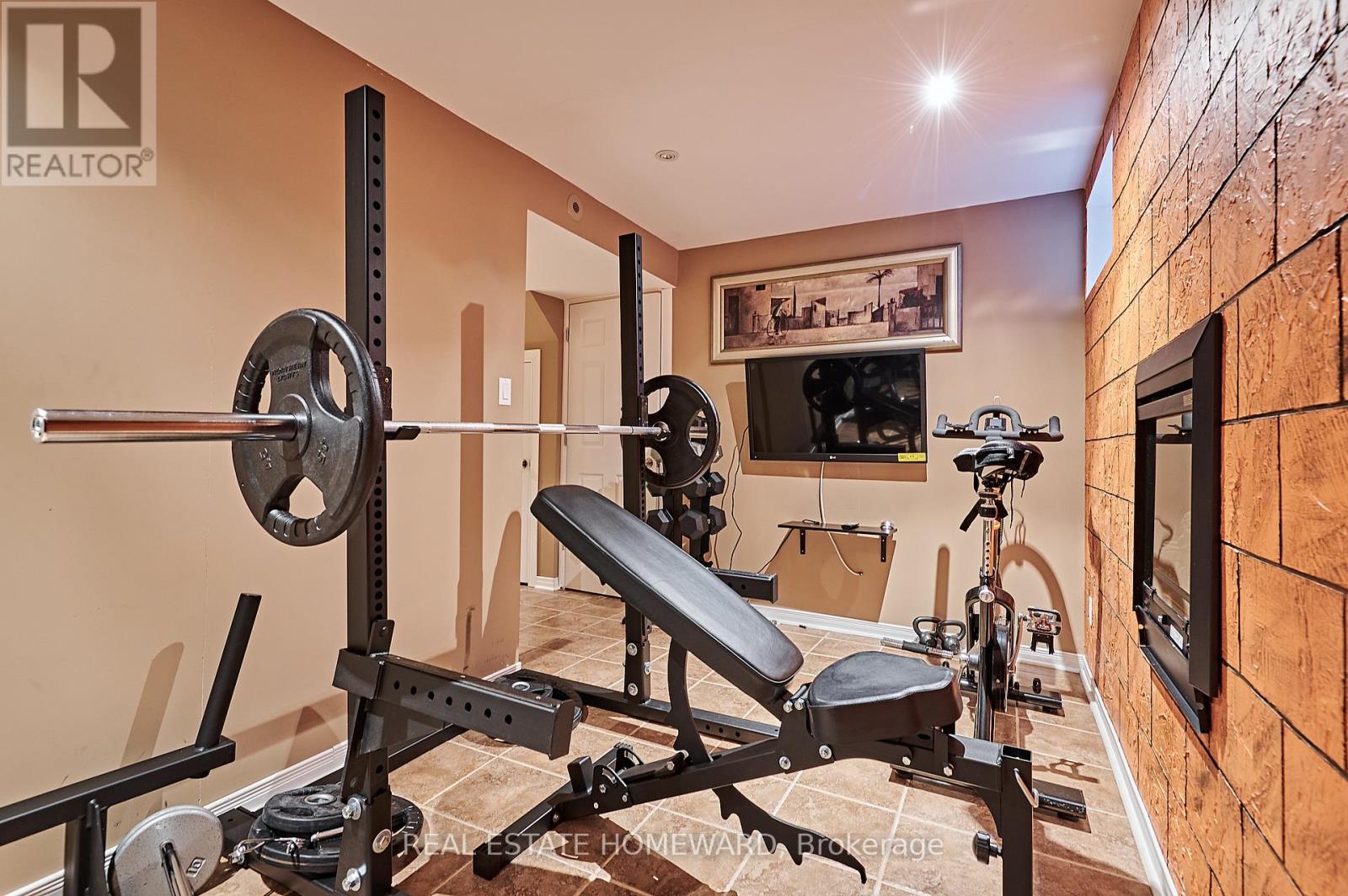 4 Isaac Devins Avenue, Vaughan, Ontario  L4L 0A4 - Photo 34 - N12675678