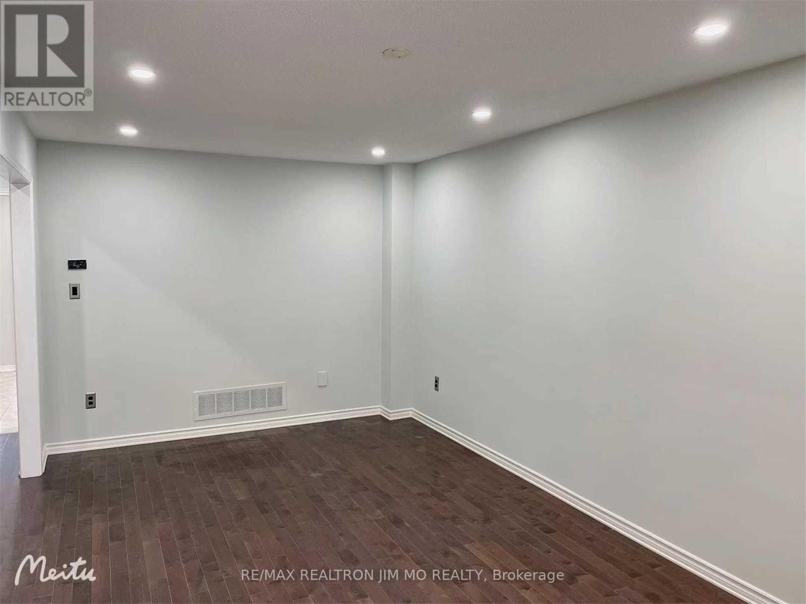 613 South Unionville Avenue, Markham, Ontario  L3R 4T4 - Photo 5 - N12675692