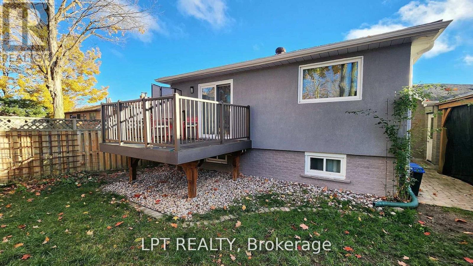 48 Maplehurst Crescent, Barrie, Ontario  L4M 4X2 - Photo 41 - S12675500