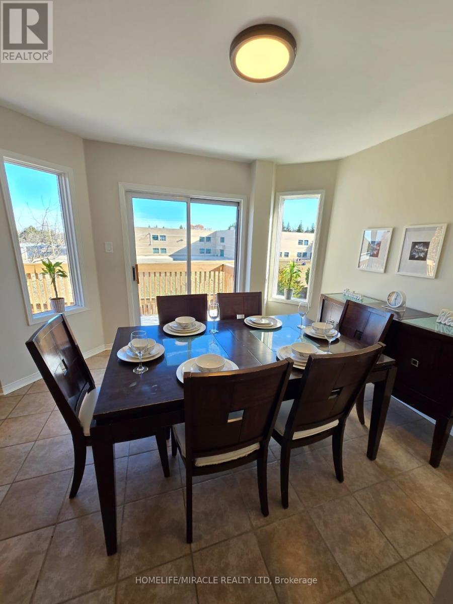 29 Nicholson Drive, Barrie, Ontario  L4N 8L7 - Photo 13 - S12675612