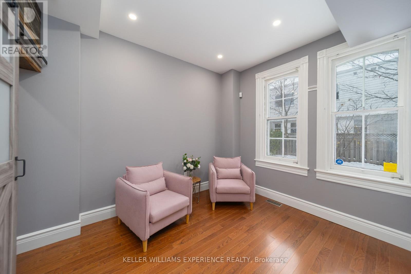 72 High Street, Barrie (Queen's Park), Ontario  L4N 1W4 - Photo 11 - S12675632