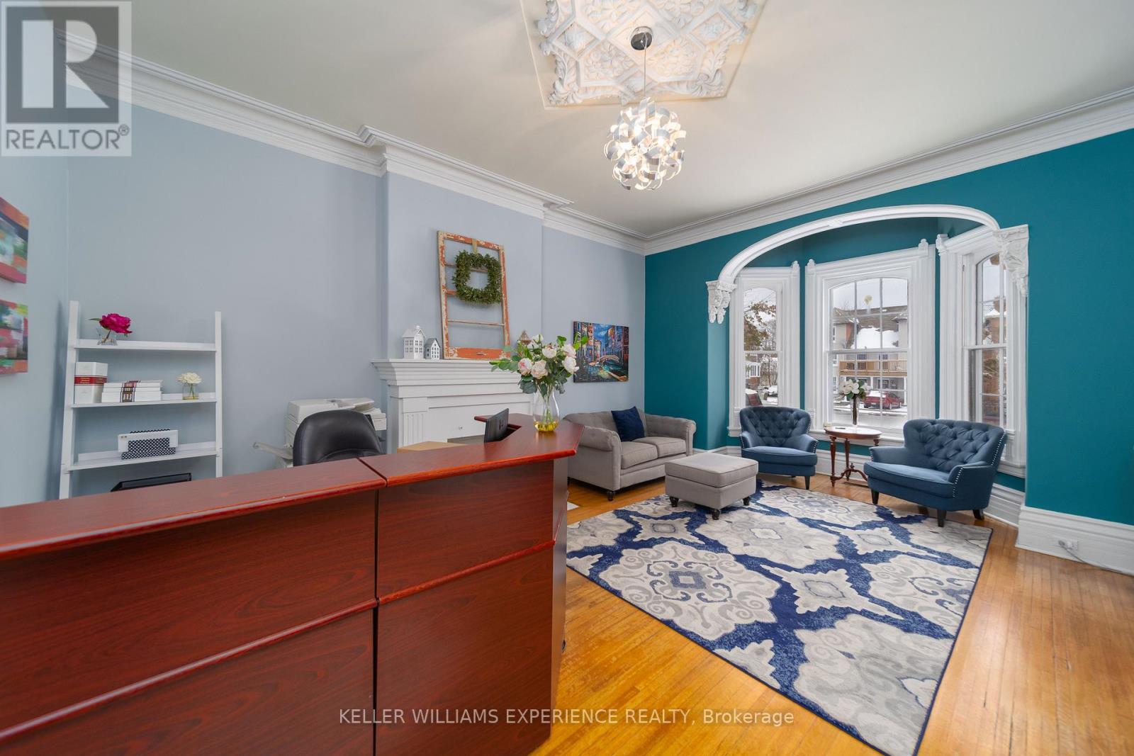 72 High Street, Barrie (Queen's Park), Ontario  L4N 1W4 - Photo 2 - S12675632