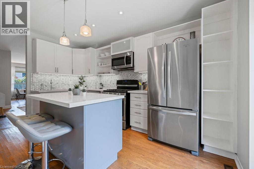 406 MARGUERETTA Street, Toronto, Ontario