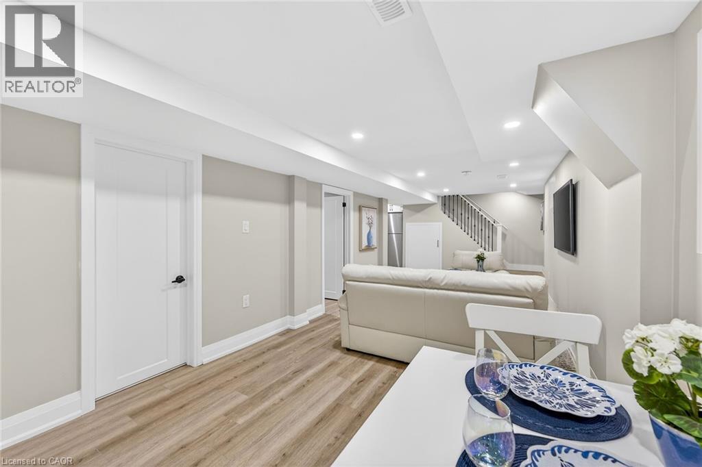 150 Brucedale Avenue E, Hamilton, Ontario  L9A 1N6 - Photo 37 - 40795581