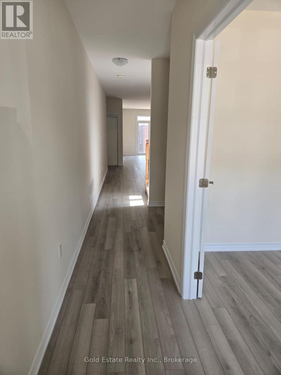 135 Mcgill Avenue, Erin, Ontario  N0B 1T0 - Photo 3 - X12450978