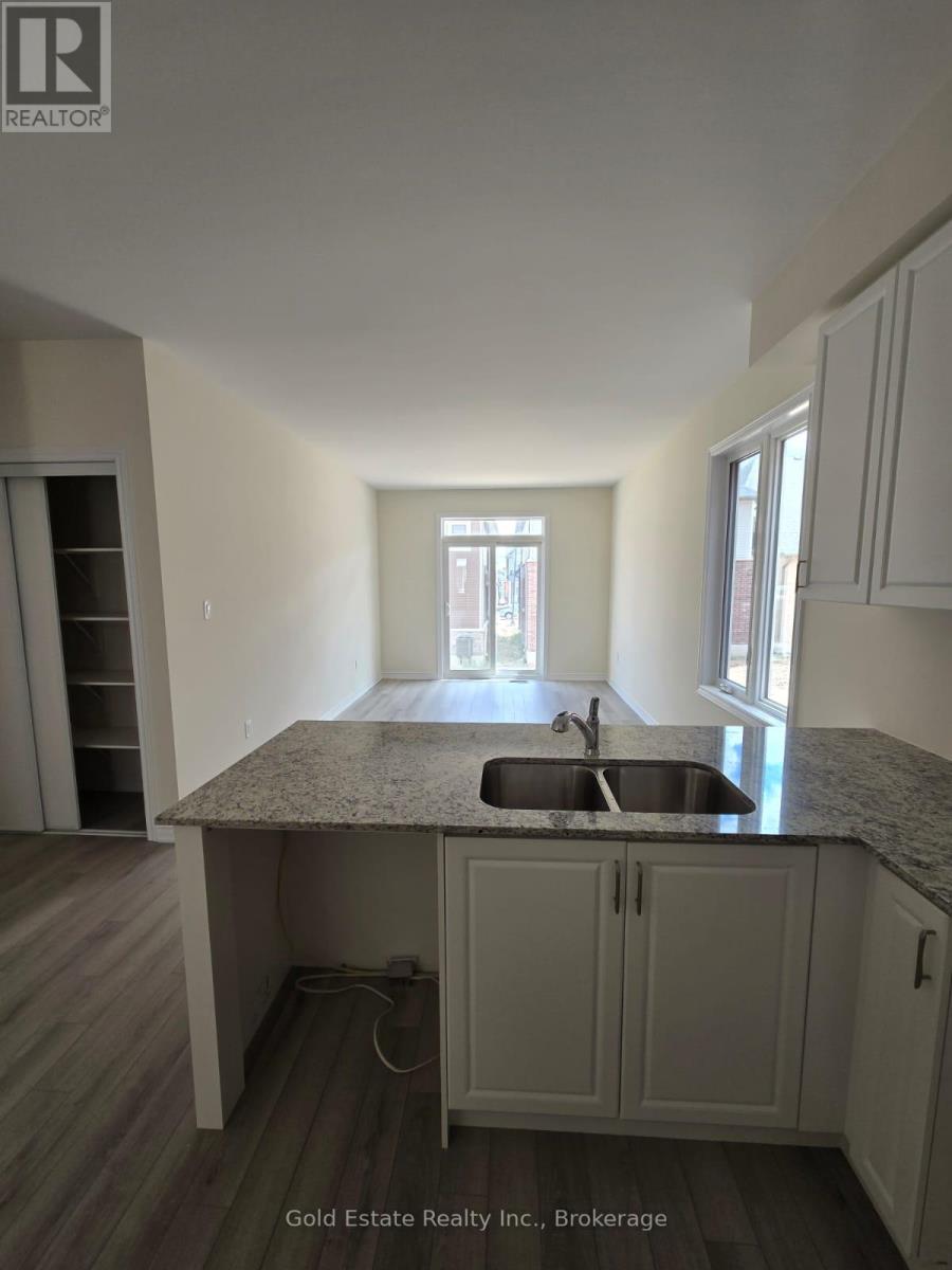 135 Mcgill Avenue, Erin, Ontario  N0B 1T0 - Photo 8 - X12450978